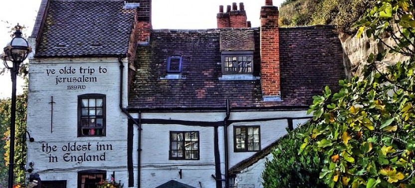 Nottingham Private Walking Tour With a Professional Guide