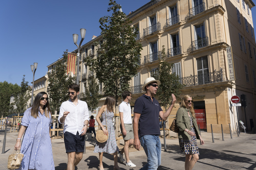 Aix En Provence City Tour With Wine And Cheese