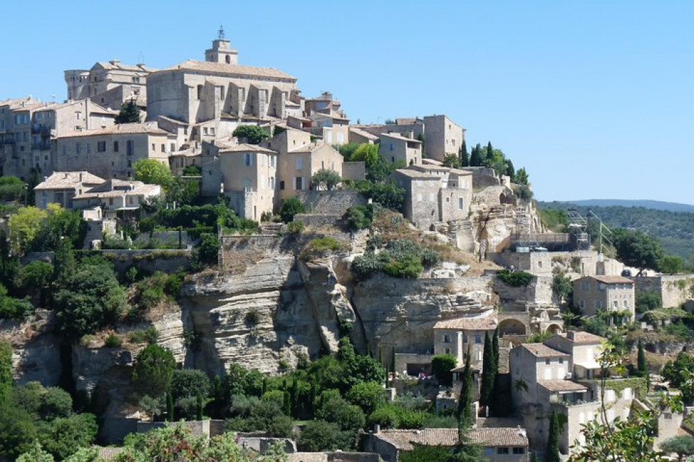 Highlights Of Provence Tour: Chateauneuf Du Pape & Luberon