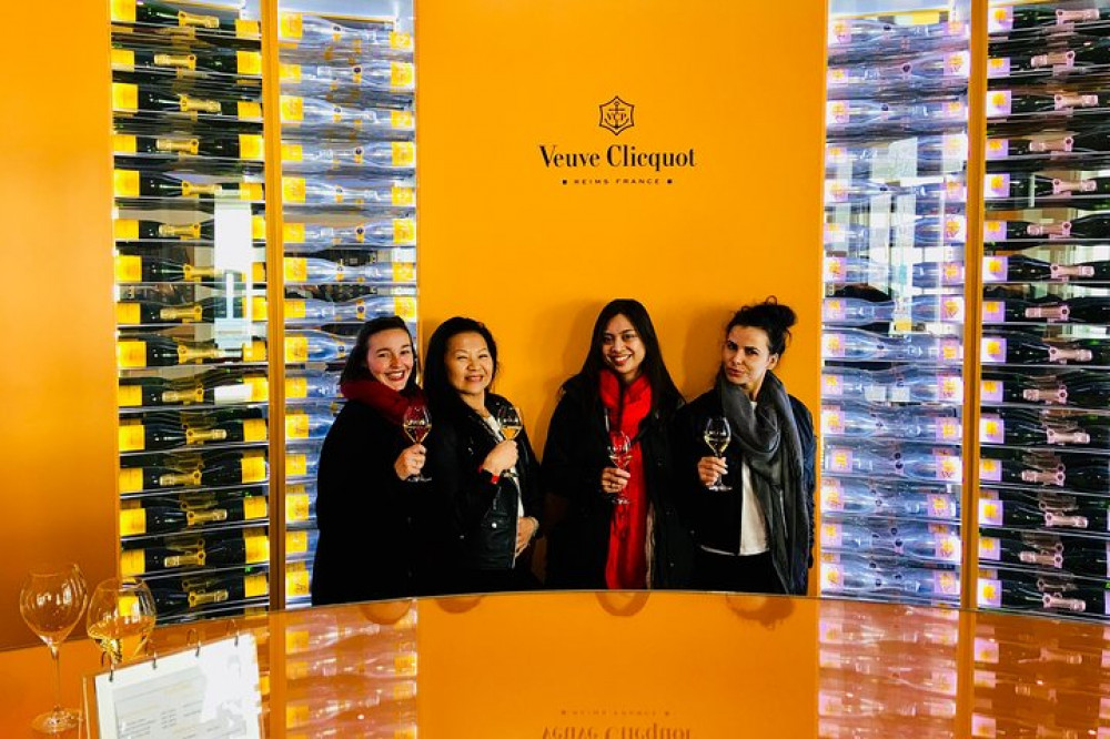 Full Day Veuve Clicquot, Family Growers & Traditional Lunch From Reims