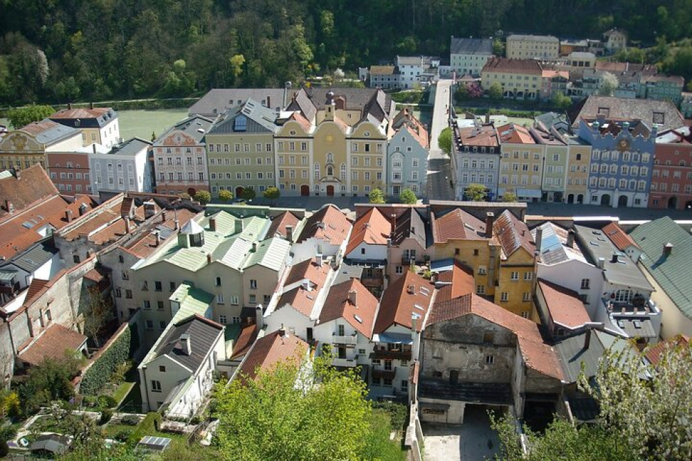 Burghausen Castle Private Walking Tour With a Professional Guide