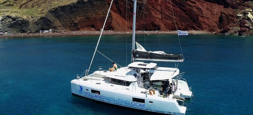 Caldera Cruise with Swim Stops, BBQ, & Drinks