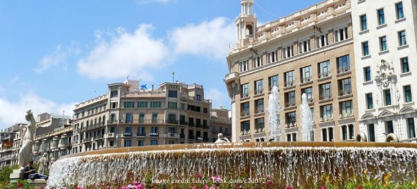 The Historic Heart of Barcelona: Family-Friendly Private Tour, photo 2 of 9