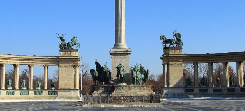 A Day in Budapest: Private Tour with Tickets Included