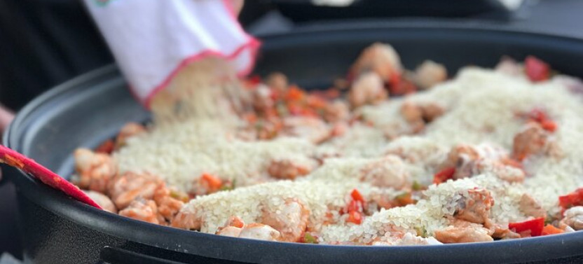 Rooftop Paella Cooking Class with Panoramic Highlight tour