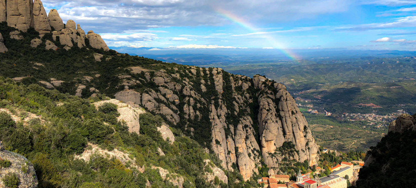 Montserrat Half-Day Tour from Barcelona by Private Vehicle