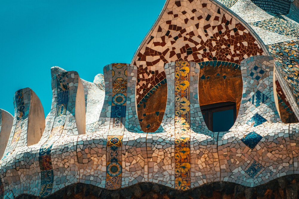 Park Güell & Sagrada Família Tour with Skip-the-Line tickets