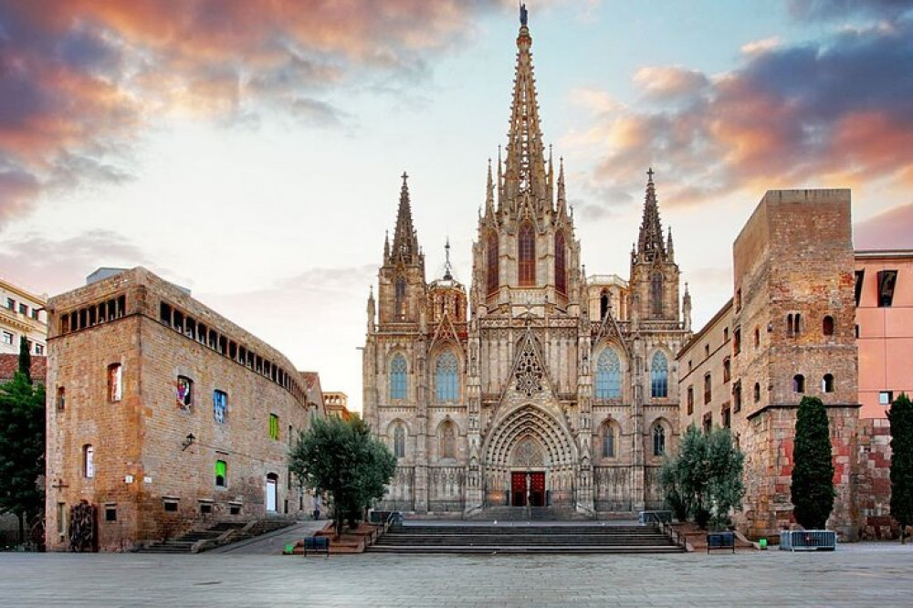 Gothic Quarter & El Born: Introduction to Barcelona’s Old Town