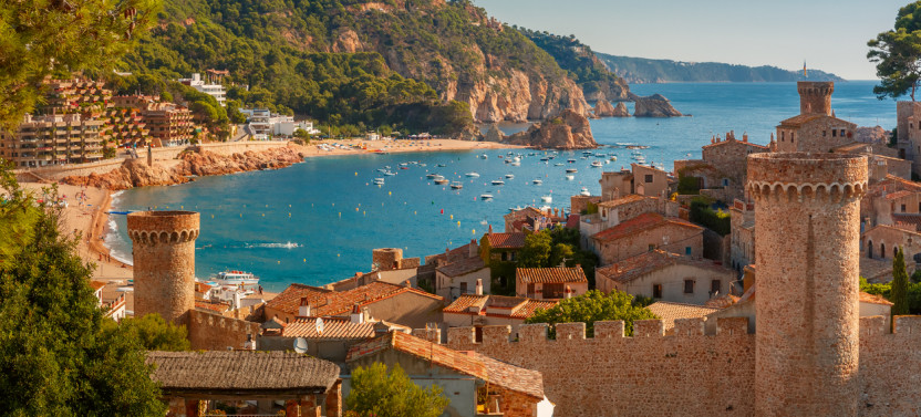 Girona and Costa Brava Full-Day Tour from Barcelona, photo 4 of 8