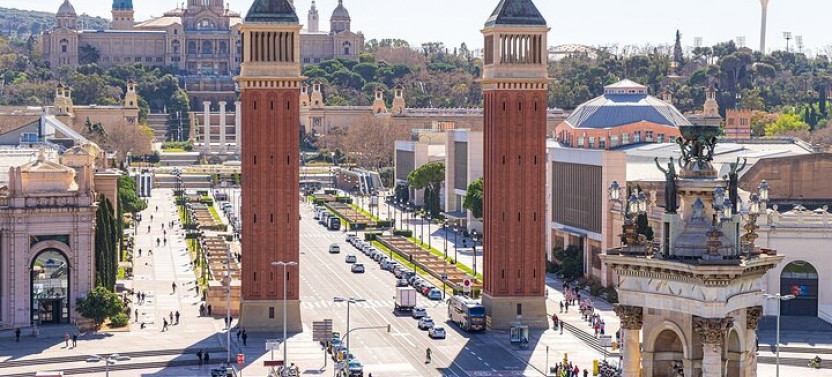Full-Day Barcelona Panoramic City Tour by Private Vehicle, photo 3 of 8