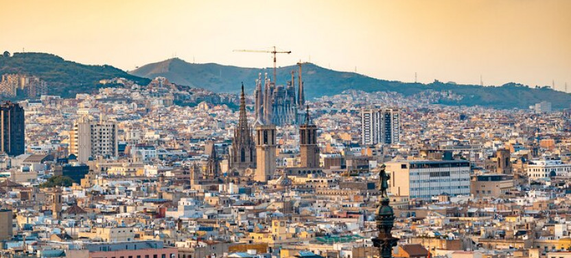 Full-Day Barcelona Panoramic City Tour by Private Vehicle, photo 5 of 8