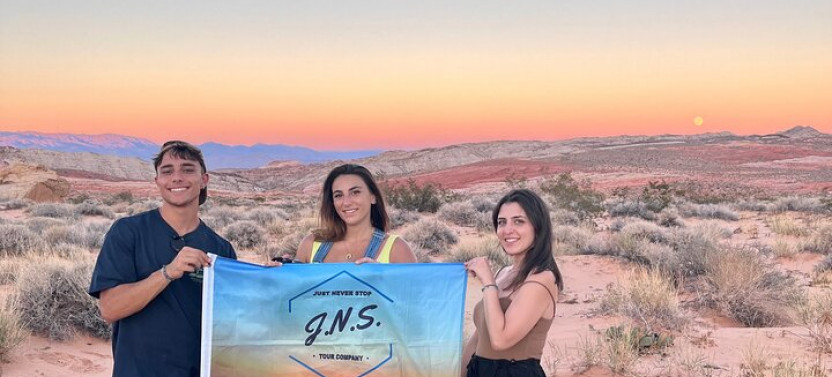 Valley of Fire Sunset Tour from Las Vegas