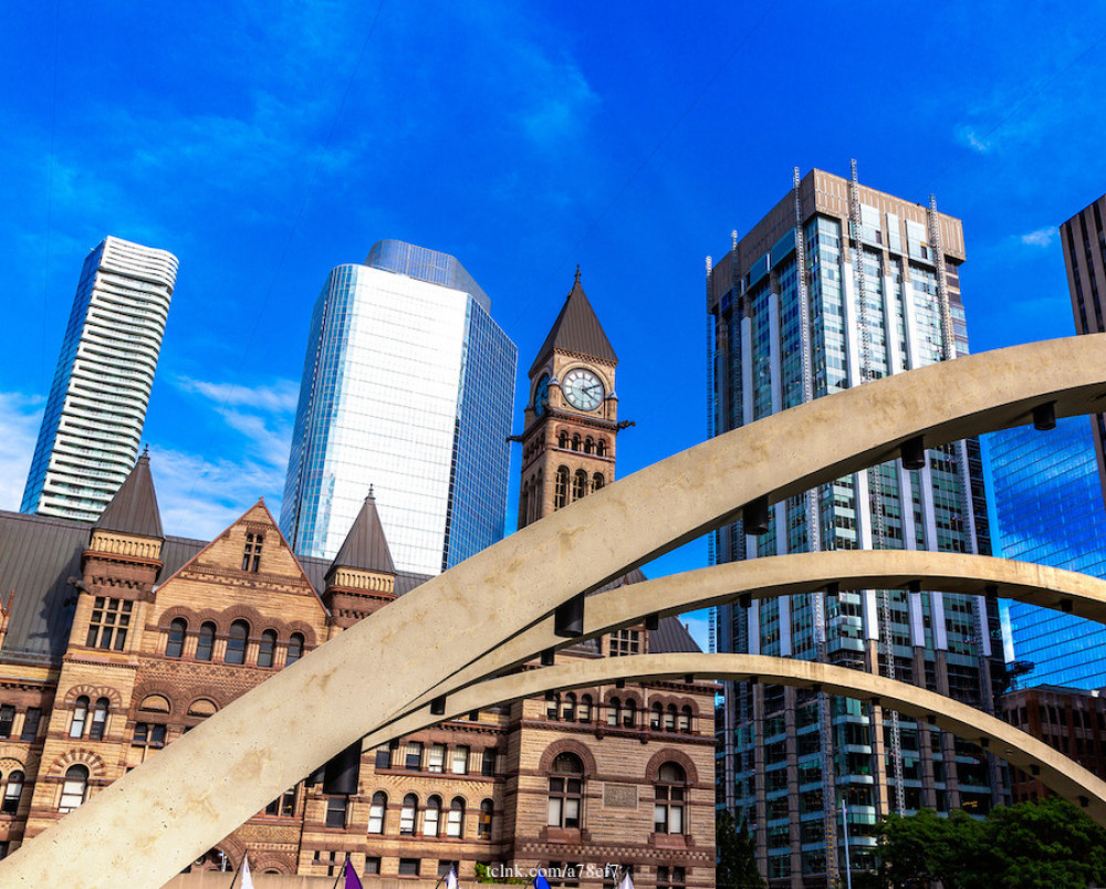 The Best of Toronto: Private Half-Day Walking Tour