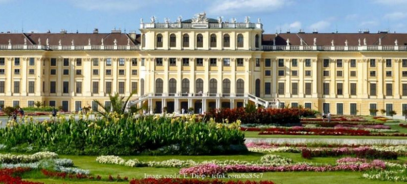 Explore Schönbrunn Palace & Gardens: Private Guided Tour