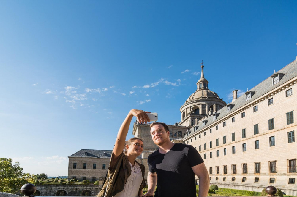 Private Tour: Royal Monastery of El Escorial & Valley of The Fallen