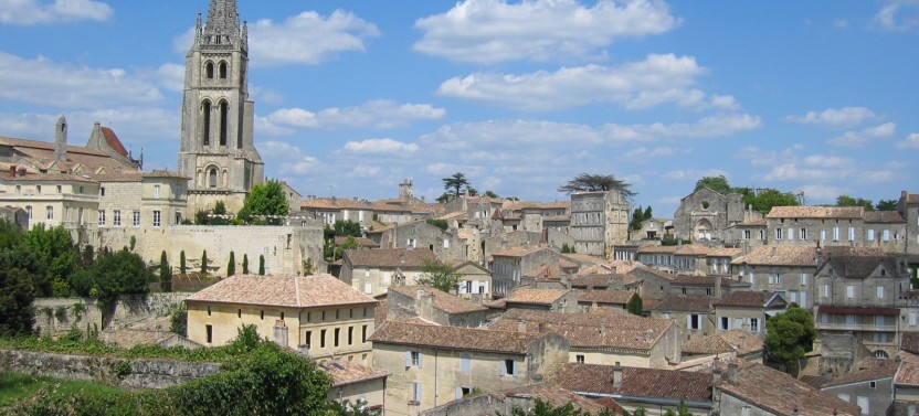 Saint-Emilion Afternoon Wine Tour with Tasting and Visit of the Village