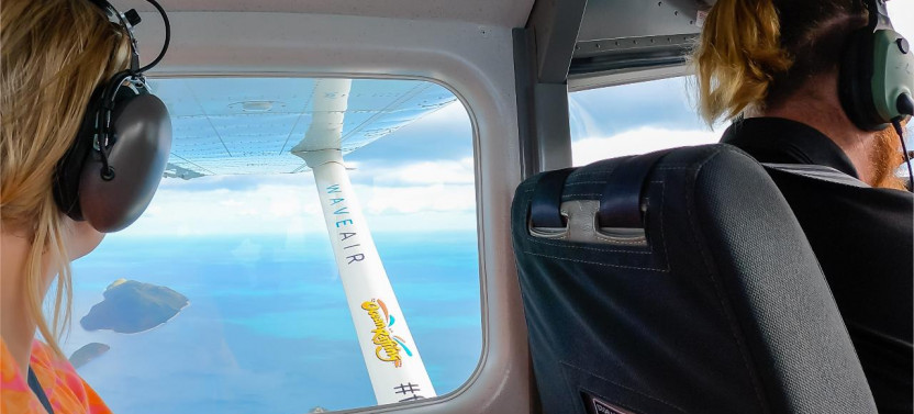Whitsundays Fly & Raft Tour: Reef, Beach, & Snorkel Adventure