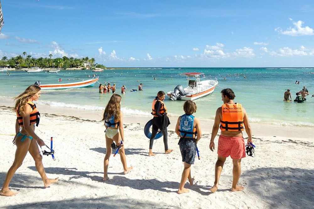 Tulum Ruins & Snorkeling with Sea Turtles Private Tour