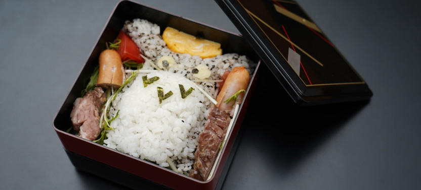 Small-Group Osaka Market Tour & Cooking Class with Local Expert Shohei