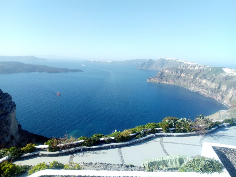 Santorini Wine Tasting and Sunset Getaway Small Group Tour