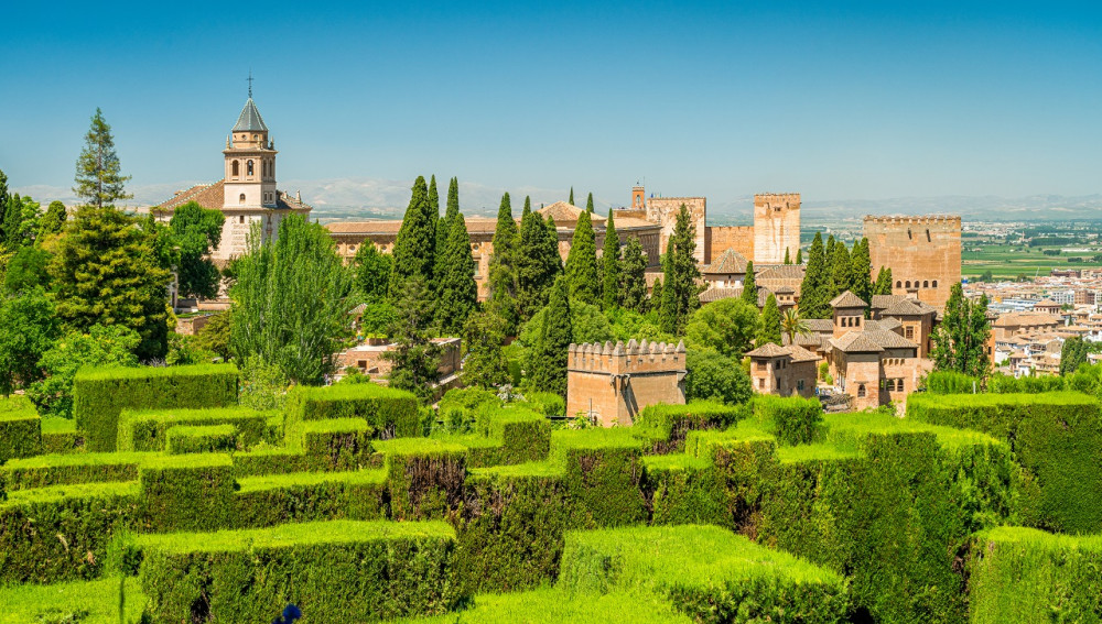 Alhambra Guided Tour With Nasrid Palaces