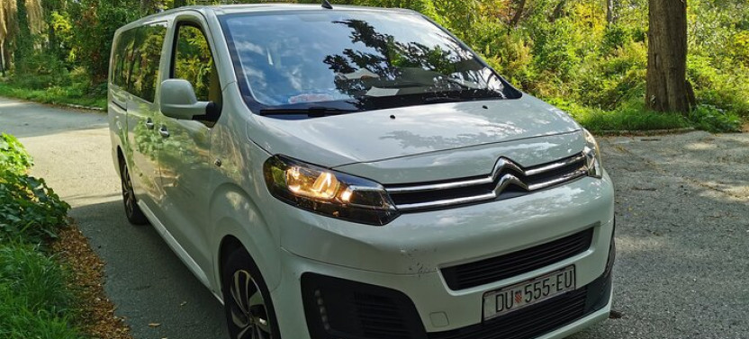 Private Transfer by Van from and to Dubrovnik Airport