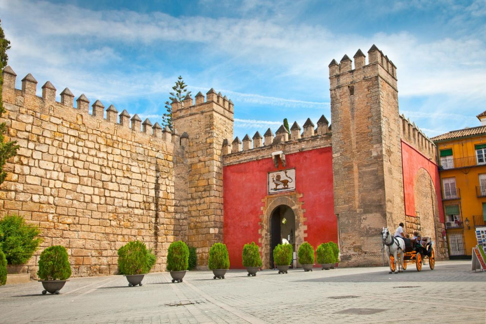 Alcazar + Seville Cathedral: Guided Tour