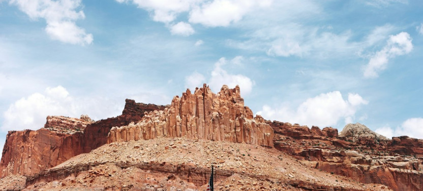 Private Full-Day Hiking & Scenic Canyon Tour in Capitol Reef