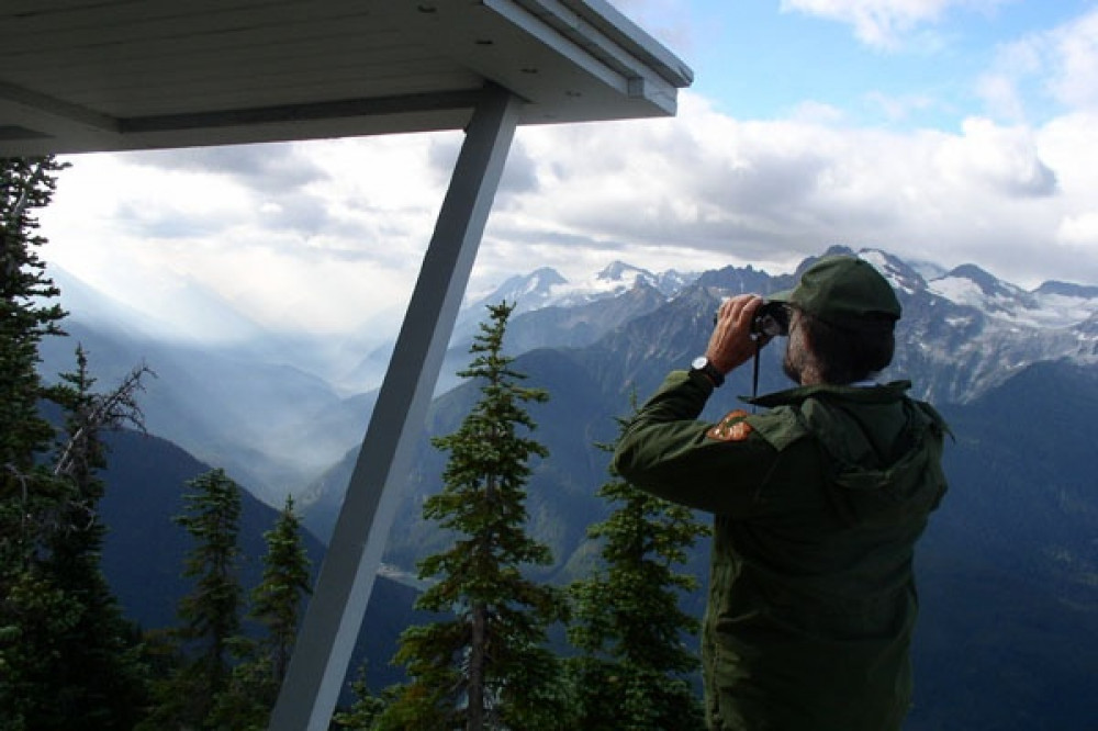 Private Full-Day Hiking Adventure in North Cascades National Park