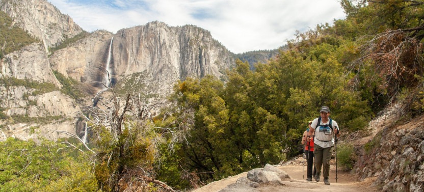 Private Full-Day Scenic Driving and Hiking Tour in Yosemite