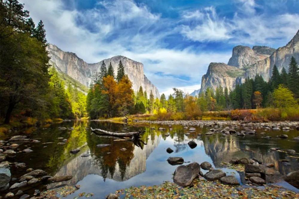 Yosemite Small Group High Country Hiking Adventure with Mariposa Grove