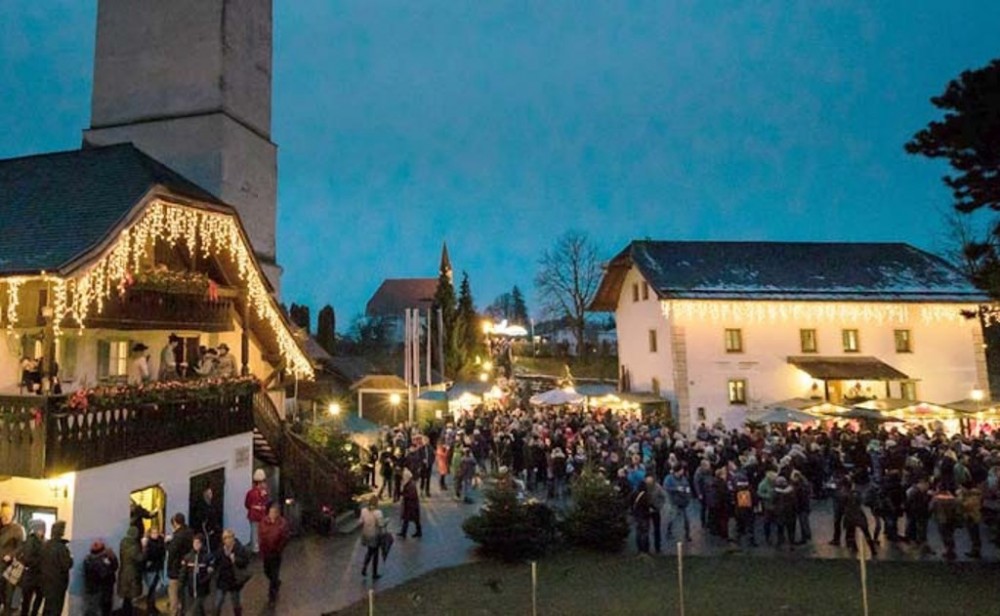 Christmas Eve Silent Night Holy Night Tour at Oberndorf Salzburg
