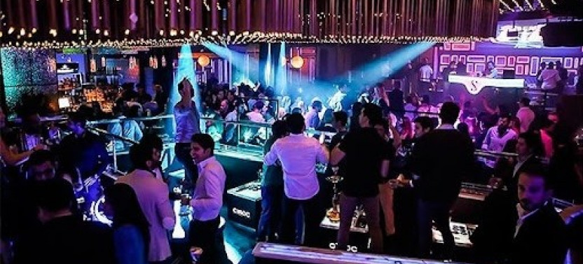 Barcelona Bar Crawl and Party Tour