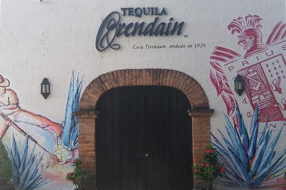 Private Adventure in Guachimontones and Distillery Orendain