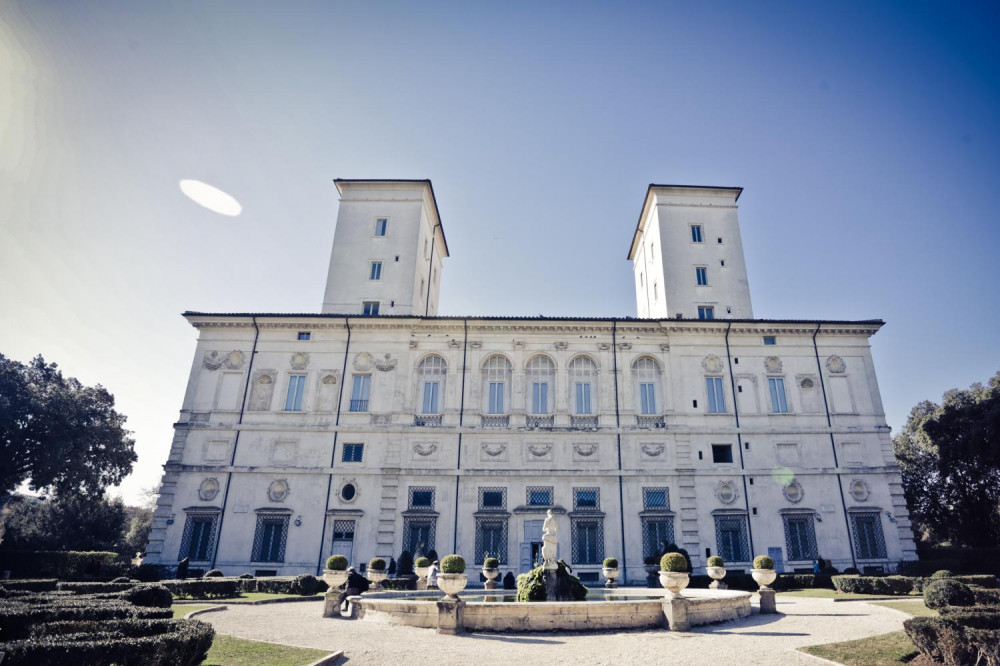 Private Borghese Gardens and Gallery with Meeting Point