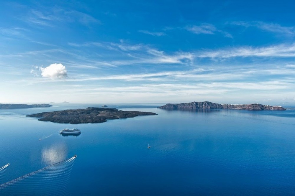 Santorini Wheelchair Accessible Private Tour with Panoramic Views ...