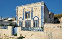 Discover Thirassia Private Tour from Santorini