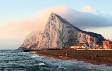 A Rock Called Gibraltar Small Group Tour from Seville