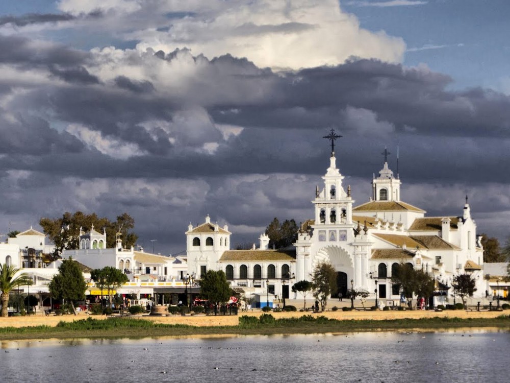 Small Group Doñana & El Rocio + Horseriding Or 4x4