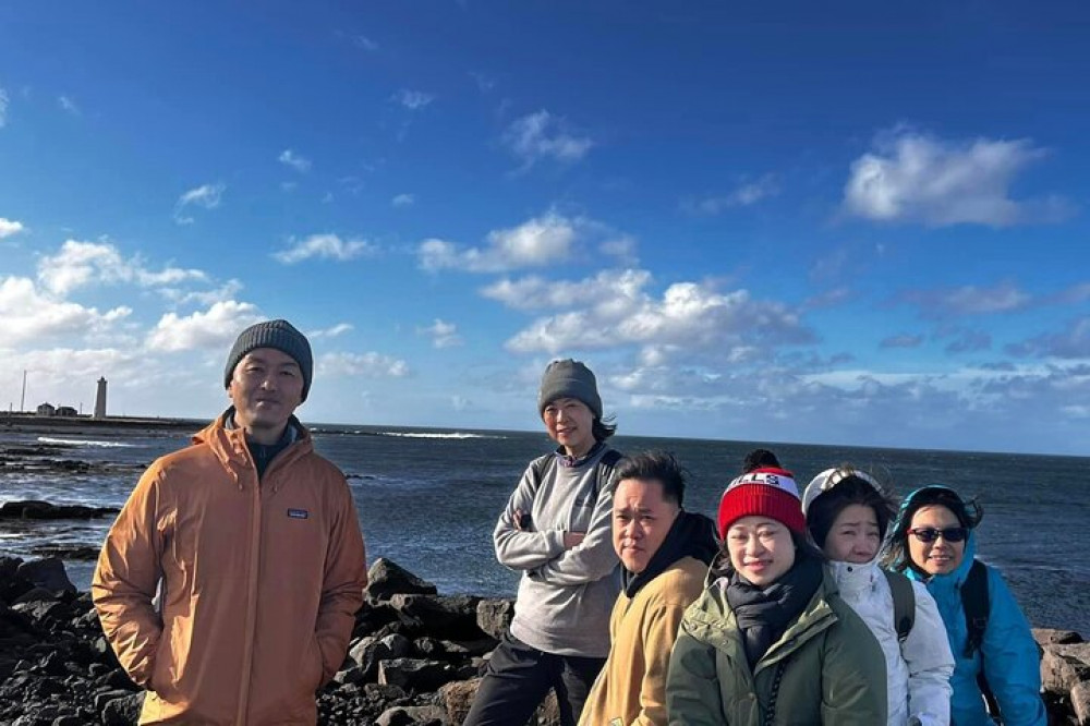 Reykjanesbær Private Tour pickup from Keflavik and Reykjavik