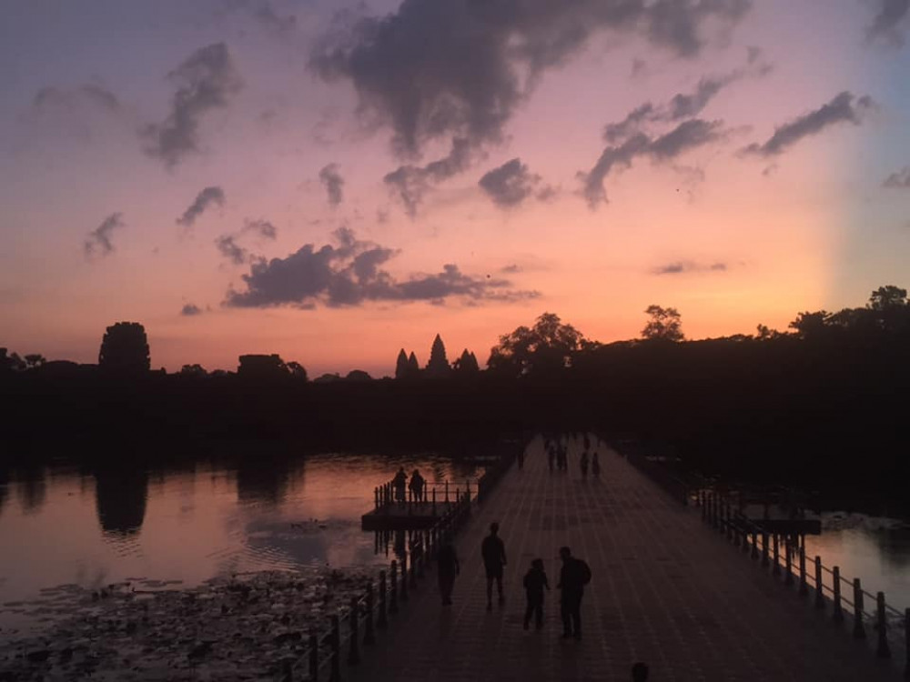 Sunrise Angkor Temple Cycling Tour