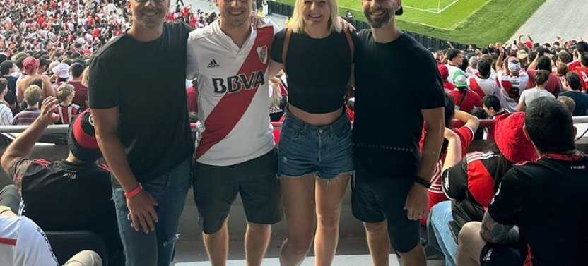 River Plate Game at El Monumental with a Local Guide