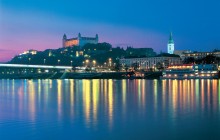 Advent-Cruise from Vienna to Bratislava & Budapest