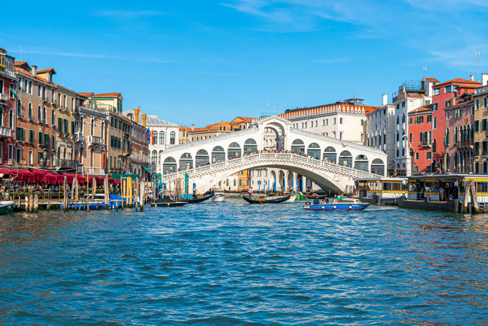 Venice City Center Guided Walking Tour - Semi Private