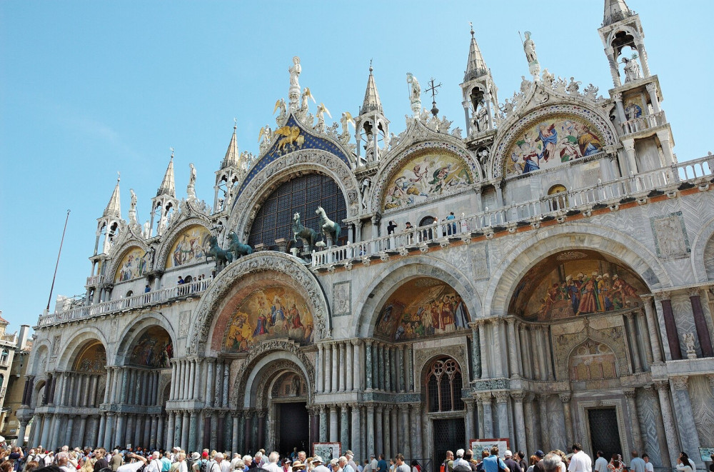 St Mark’s Basilica and Doge’s Palace Skip the Line - Semi Private