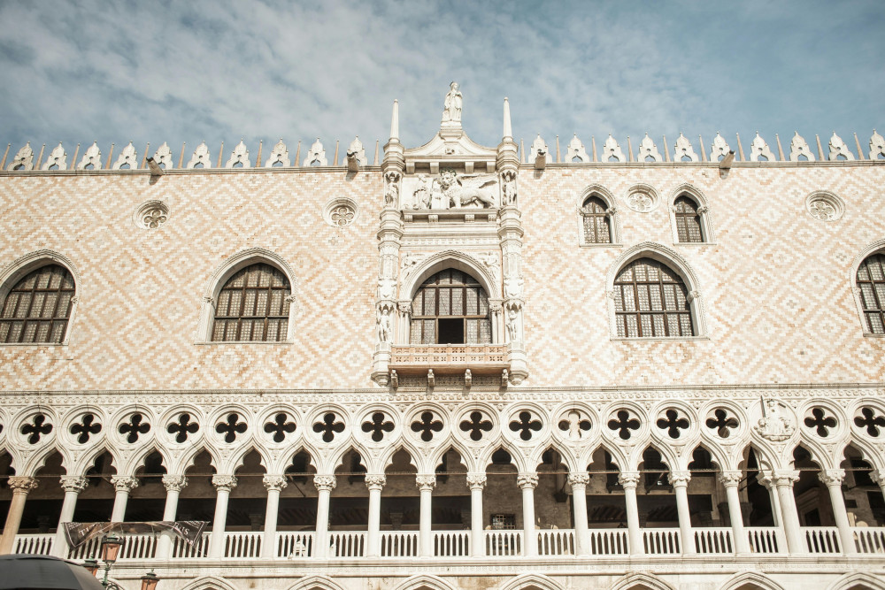 Combo St Mark’s Basilica, Doge’s Palace & City Center- Semi Private