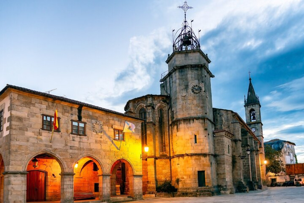 Essential Walking Tour Through The Emblematic Places Of Betanzos