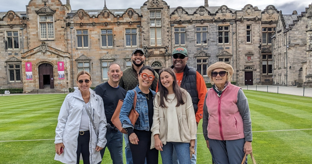 Private Tour: St Andrews University With a Student Guide