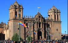 Valencia Travel Cusco1