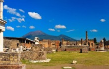 Pompeii and Wine Tasting at the Foot of the Volcano - Private
